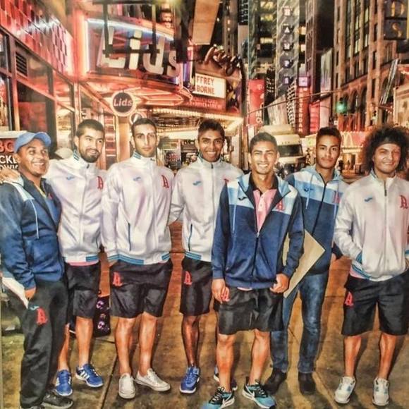 Meet your Posher, Pedro - Picture 1 of 1